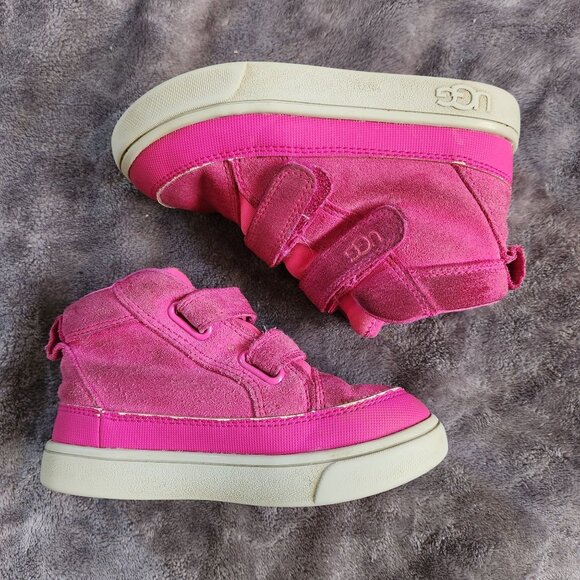 UGG shoes for a Toddler Girl Size 9 - Picture 4 of 7